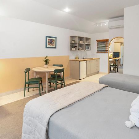 Asure Admirals View Motel Paihia Eksteriør billede
