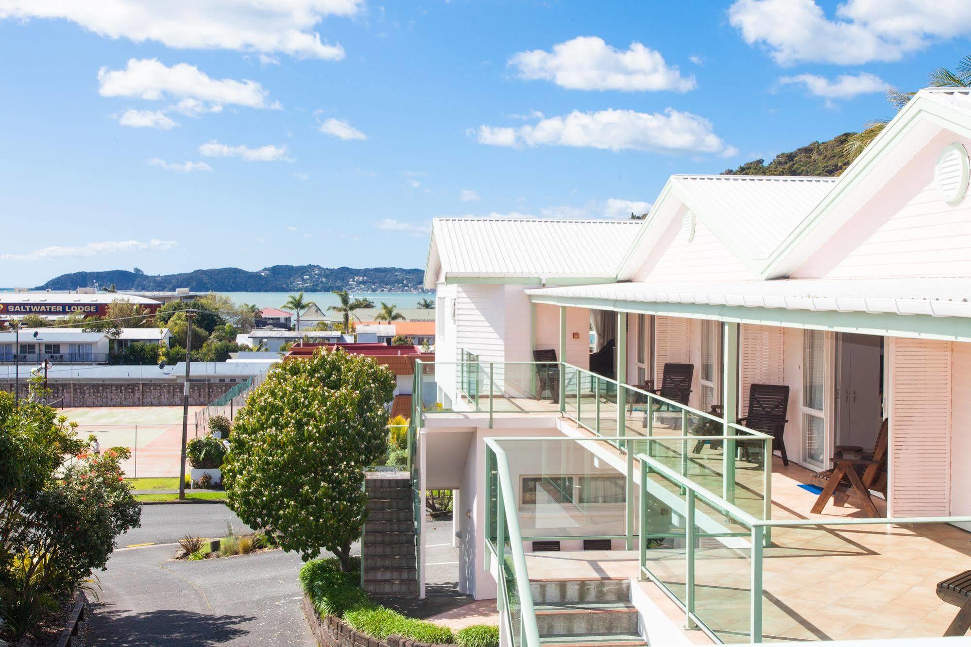 Asure Admirals View Motel Paihia Eksteriør billede